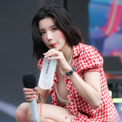 Clip full Kwon Eun‑Bi tại Waterbomb 2025 vũ đạo ‘Crazy in Love’ làm MXH náo loạn!