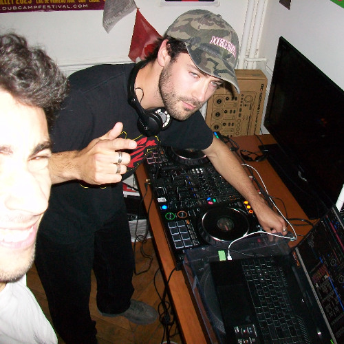 Galgish & man at the table - The Infamous B2B @The Flat