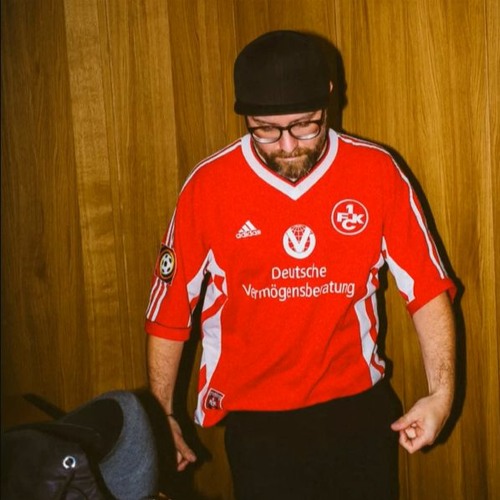 Stream Schwarzer Toyota Mark Forster ft. Skrt Cobain und Ski Aggu by Sqardon Listen online for