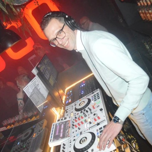 live DJ set allround 90's na middernacht #2