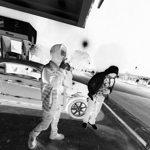 TOLDSHAWTYIMTRYNAFUCC (Ft. Dranxx)