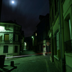 Moon Over Empty Streets - Chillhop Study Beats