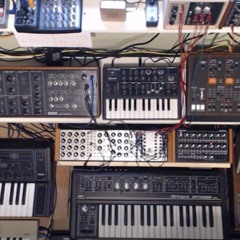 Analog Synthesizers Live Demo 7; Feat. Kraftwerk And Vangelis ; Please Use Headphones