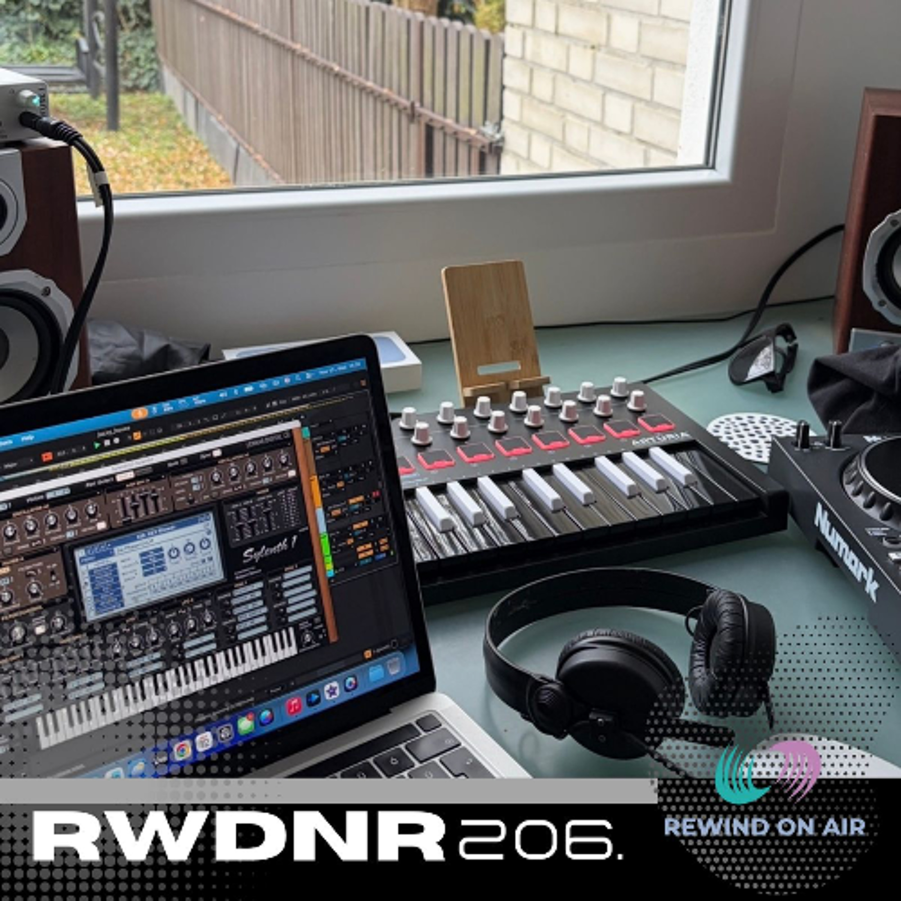 ROBERT SIMON - REWIND ON AIR RADIOSHOW