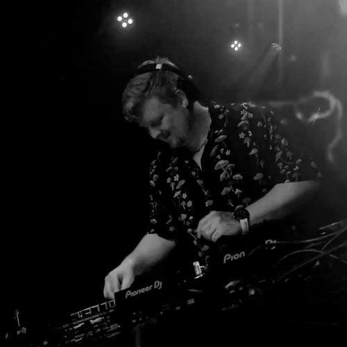 Vienn-A-Tek DJ Set (10.05.)