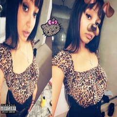 Molly N X