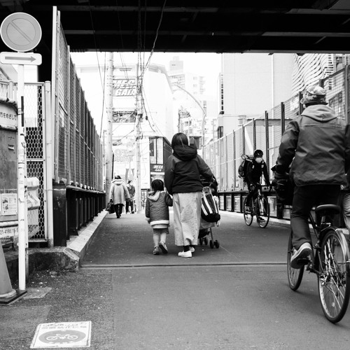 首都高速4号新宿線の歩道橋 By 交差点 首都高速4号新宿線の歩道橋 By 交差点
