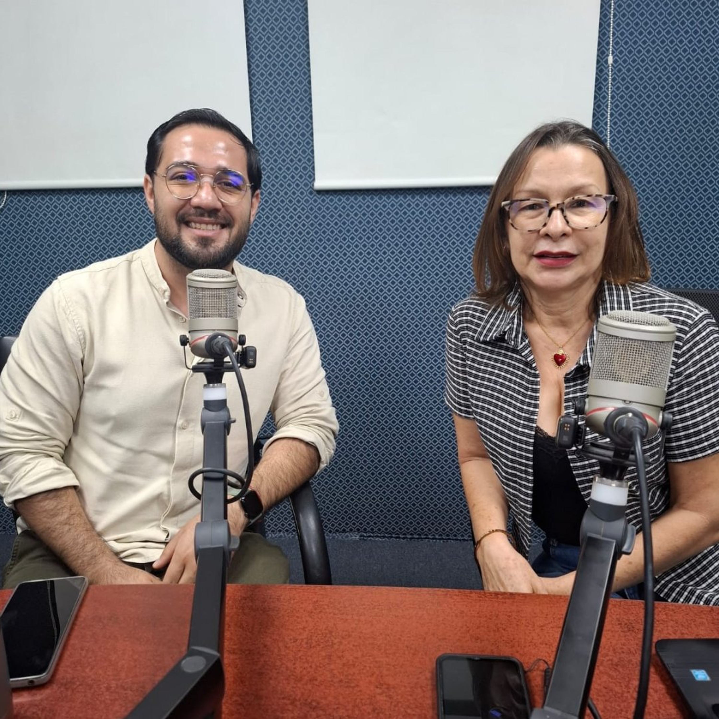 COEPRA Colima refuerza prevención de accidentes viales: llama a motociclistas a usar equipo de protección episode artwork