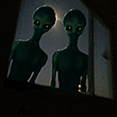 Humans Shouldnt Play With Aliens