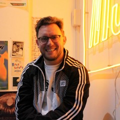 The One Glove Breakfast Show w/ Macca 071224