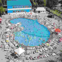 pinkcricket - тёлочки в бикини или бассейн под открытым небом