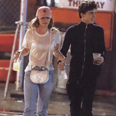 شخص واحد يستاهل كل هالأغاني :(