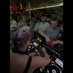 GlitzerLina @ Bahnwärter Thiel x BUSHBASH