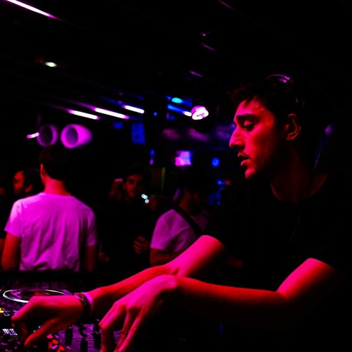 Wuza | Bucht/Brücke | Raphael Hofman | 17.02.2020
