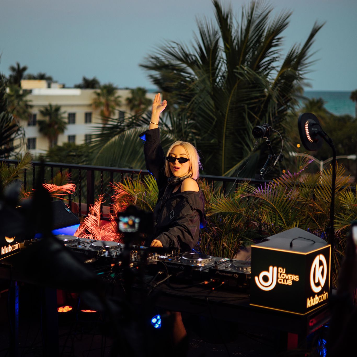 Tita Lau - Live DJ Set | 1001Tracklists x DJ Lovers Club x Klubcoin Miami Rooftop Sessions 2023