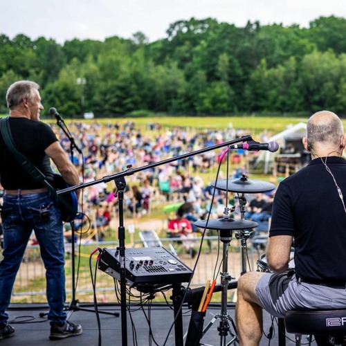 Stream boomboxband Listen to Boom Box Band Covers playlist online for