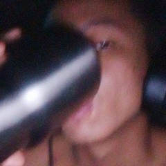 C1end eating pork ribs