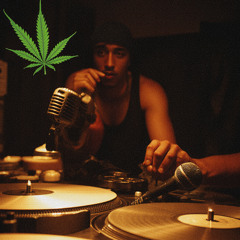 La Frente en Alto (Bob)