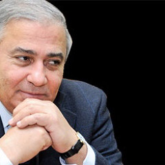 شئ سيبقى بيننا للشاعر فاروق جويدة