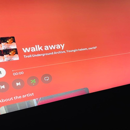 Walk away with xwrld (prodeman32x & prodbyday)