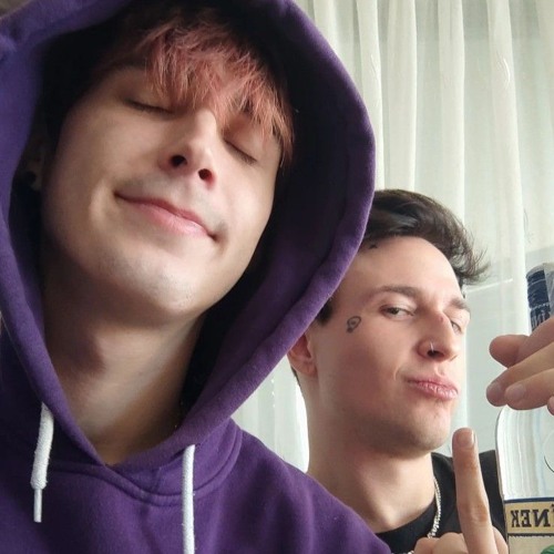 DejvDee hot16challenge