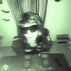 halloqueen party dj set