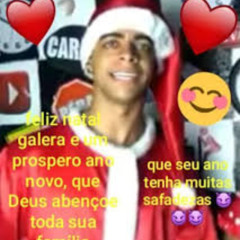 jessica descendo da escadinha