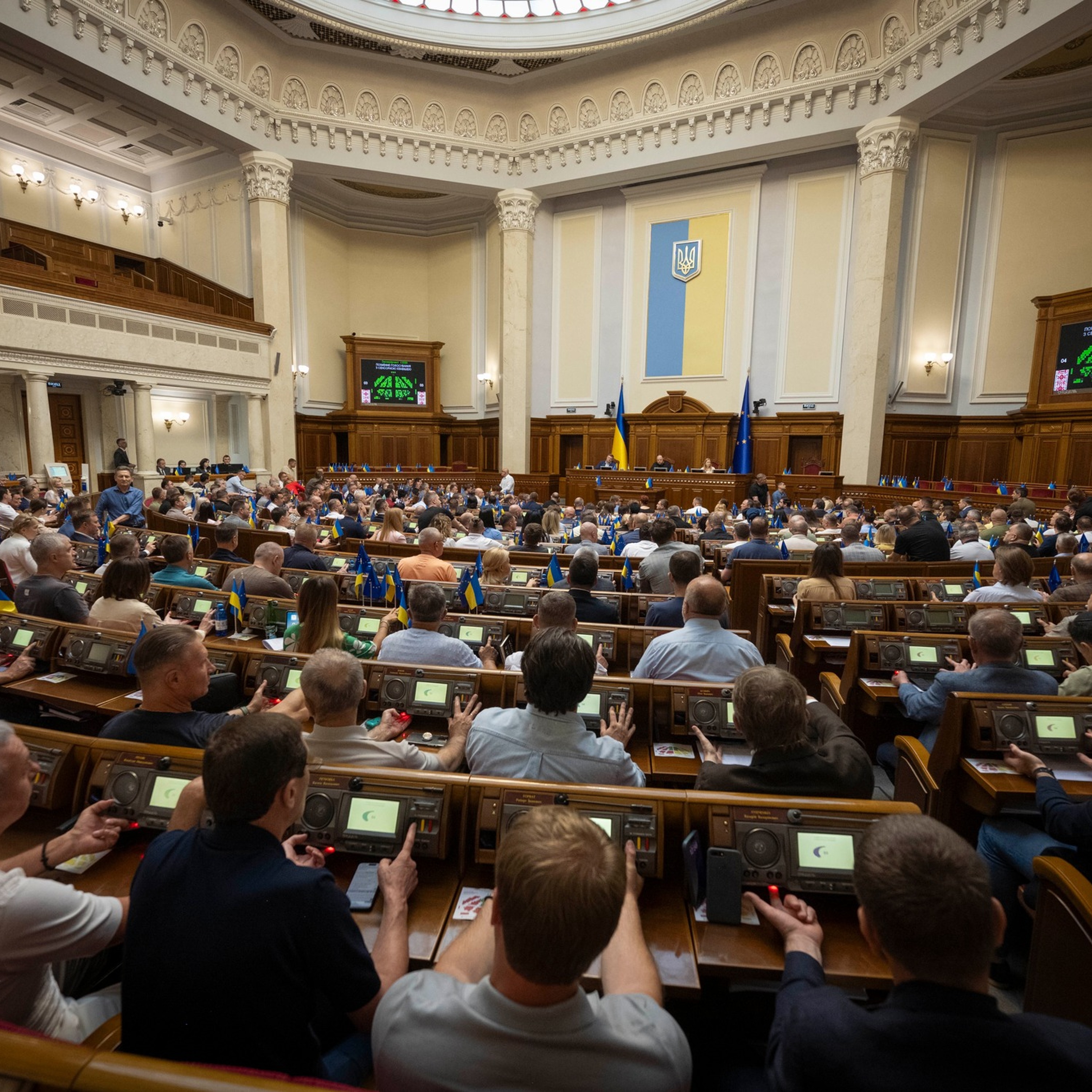 Згорнули за 5 годин всю незалежність антикорупційних органів: Боровик про НАБУ та САП episode artwork