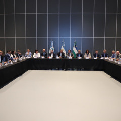 Rolando Figueroa-Río Negro y Neuquén lanzan una agenda común para la Norpatagonia