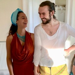 Tus Pies by Tobias & Tamar