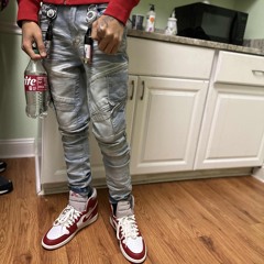 JayyMarii - Walkin Wit Da Stick