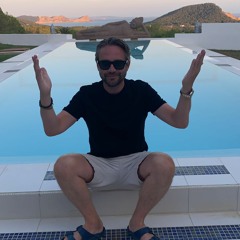 Guest Mix on LaulC Man about the Villa '21