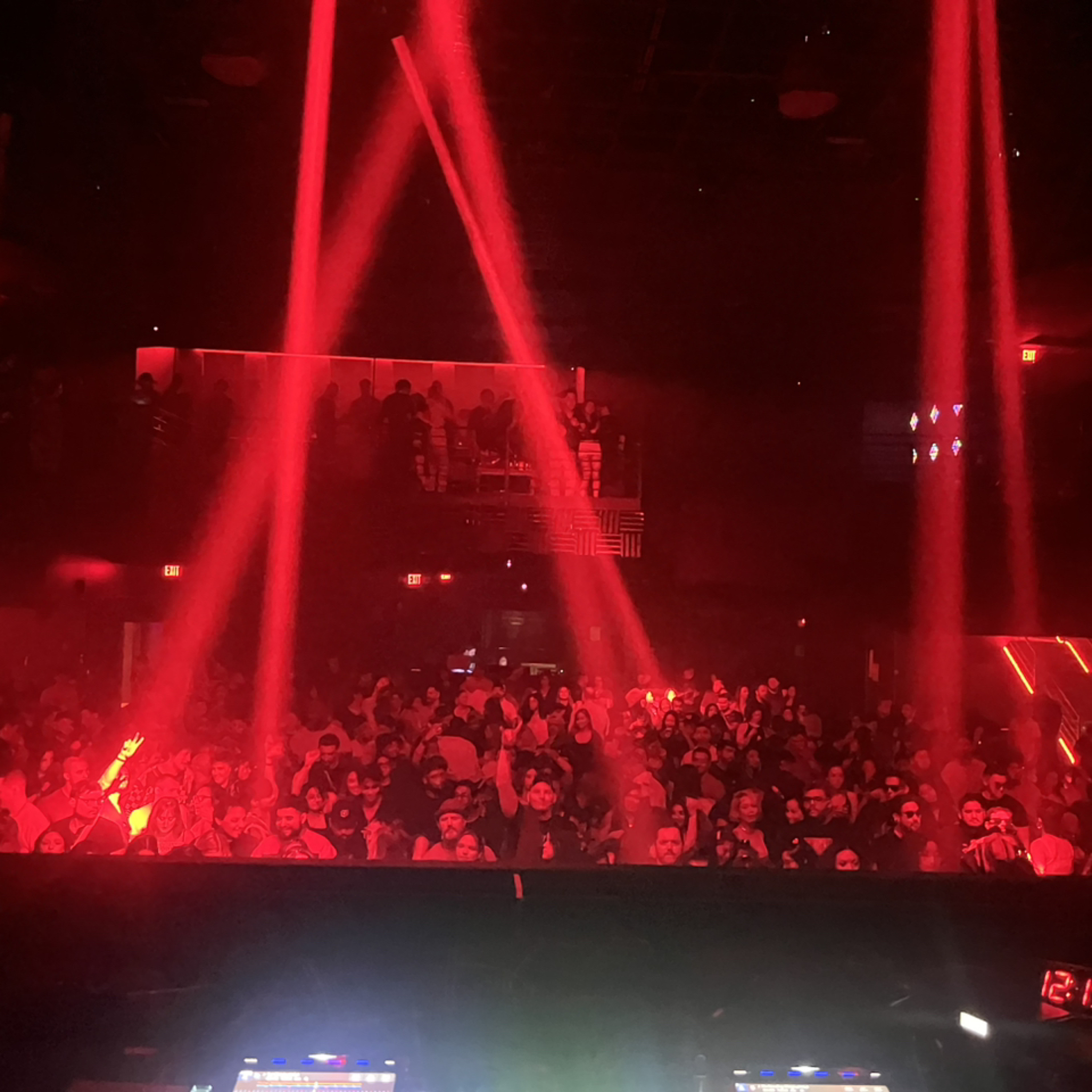Mainstream House Pt. 16 129bpm Tech House 1hr Main Stage Direct Support Mix episode artwork