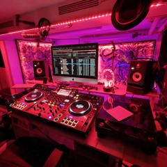 Best Artists!  Peaktime techno !