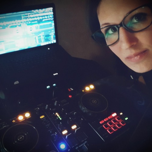 Stream Summer Selection 4 Drum and Bass mix by Dyra by Dyra Listen