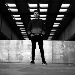 RooneyNasr - A Deep Dive in Techno.