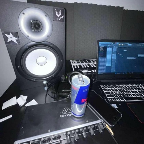 DRABUSHEYKA - TRZYMAM TO POD KLUCZEM ft. BLADY YUCCA (prod.@jonythegoat)