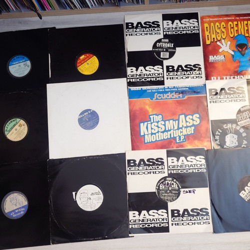 Bass Generator  Vs   Q-Dup   ( B2B Sessions 42 )