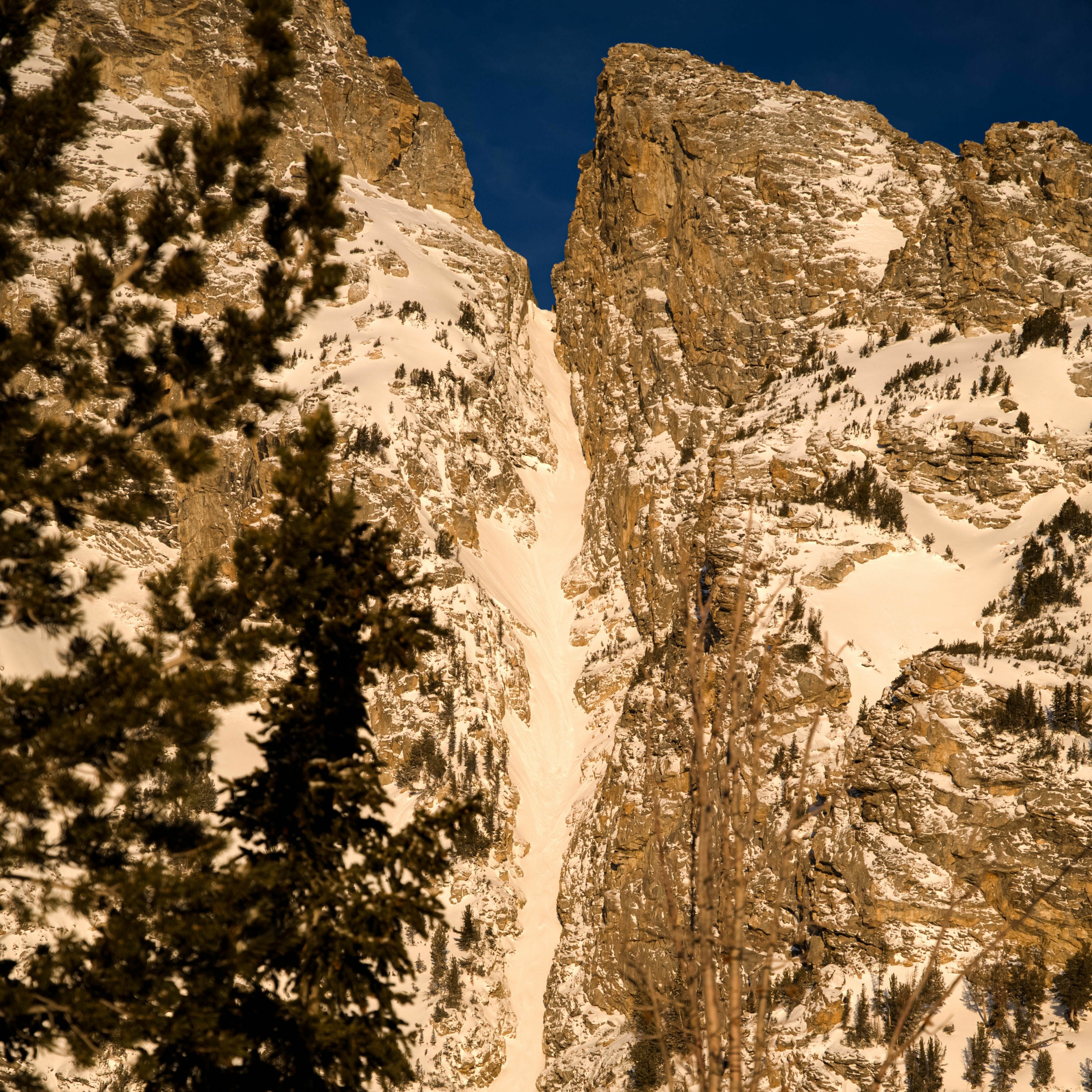42. The Sliver Couloir: The Downfall of Miscommunication