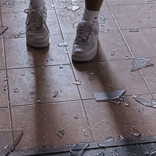 nvrmindd ~ paranoia [affair, burny]