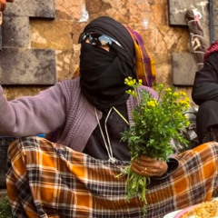 شعرك دجى تحته صباح يزهر | حسين محب
