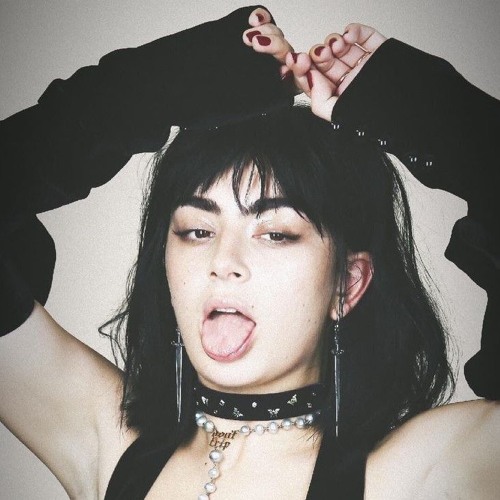 Charli xcx - Real Hard (feat. Tommy Cash)