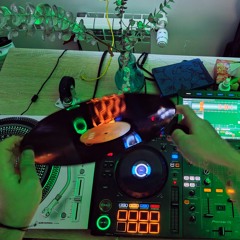 Gradient DJ set | Playing at home like i play in the club