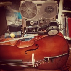 Noisy cello - 1st experiment, lo-fi recording with AKAI X201D