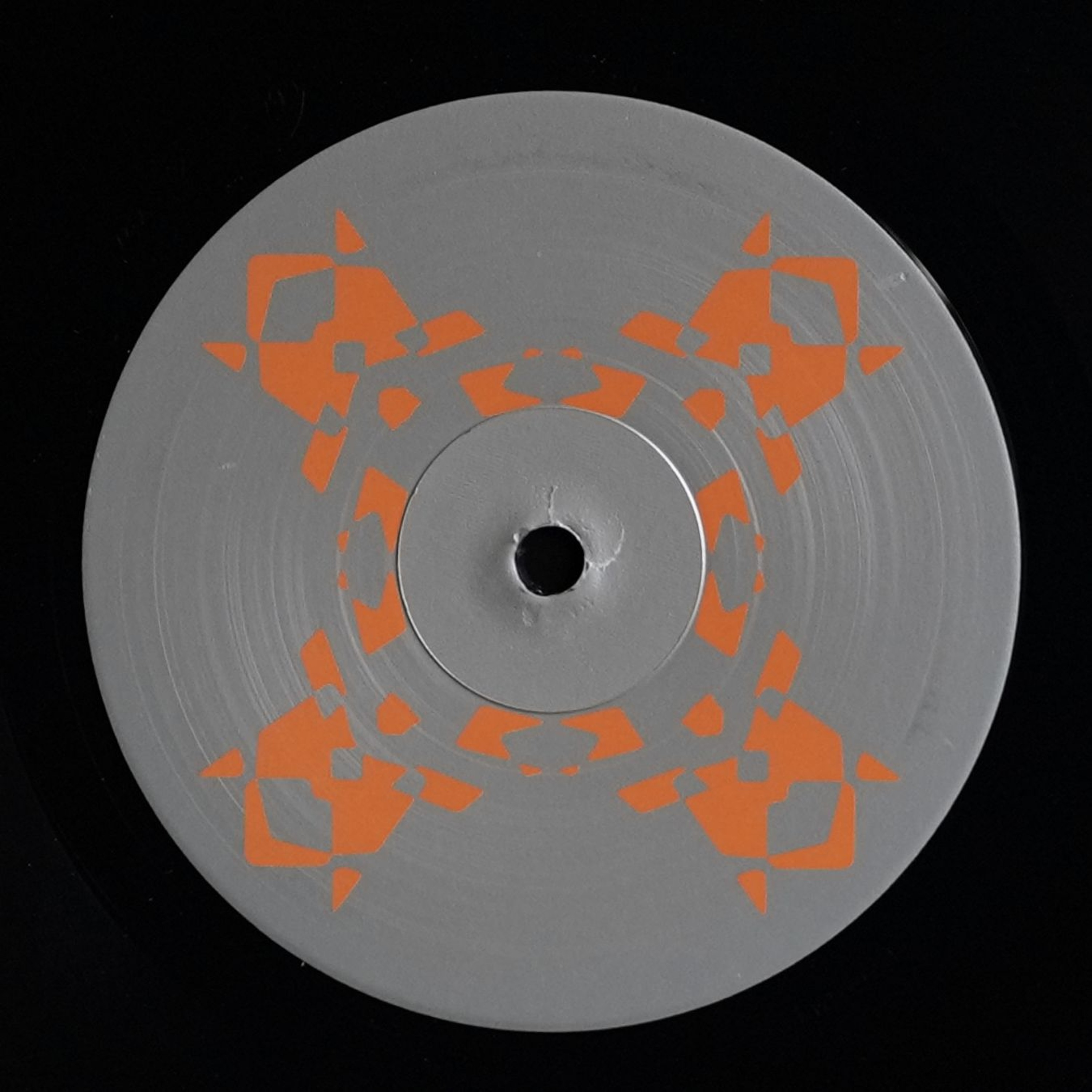 Premiere: Dustin Zahn — Madness [FIDESX3] episode artwork
