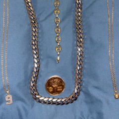 Gold Chains (p. 13thall)