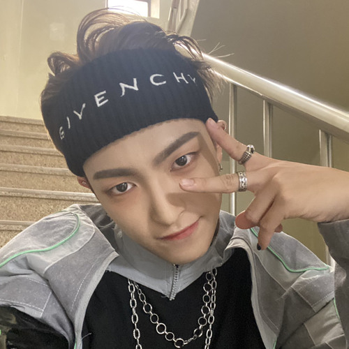 ATEEZ - guerrilla (sped up)
