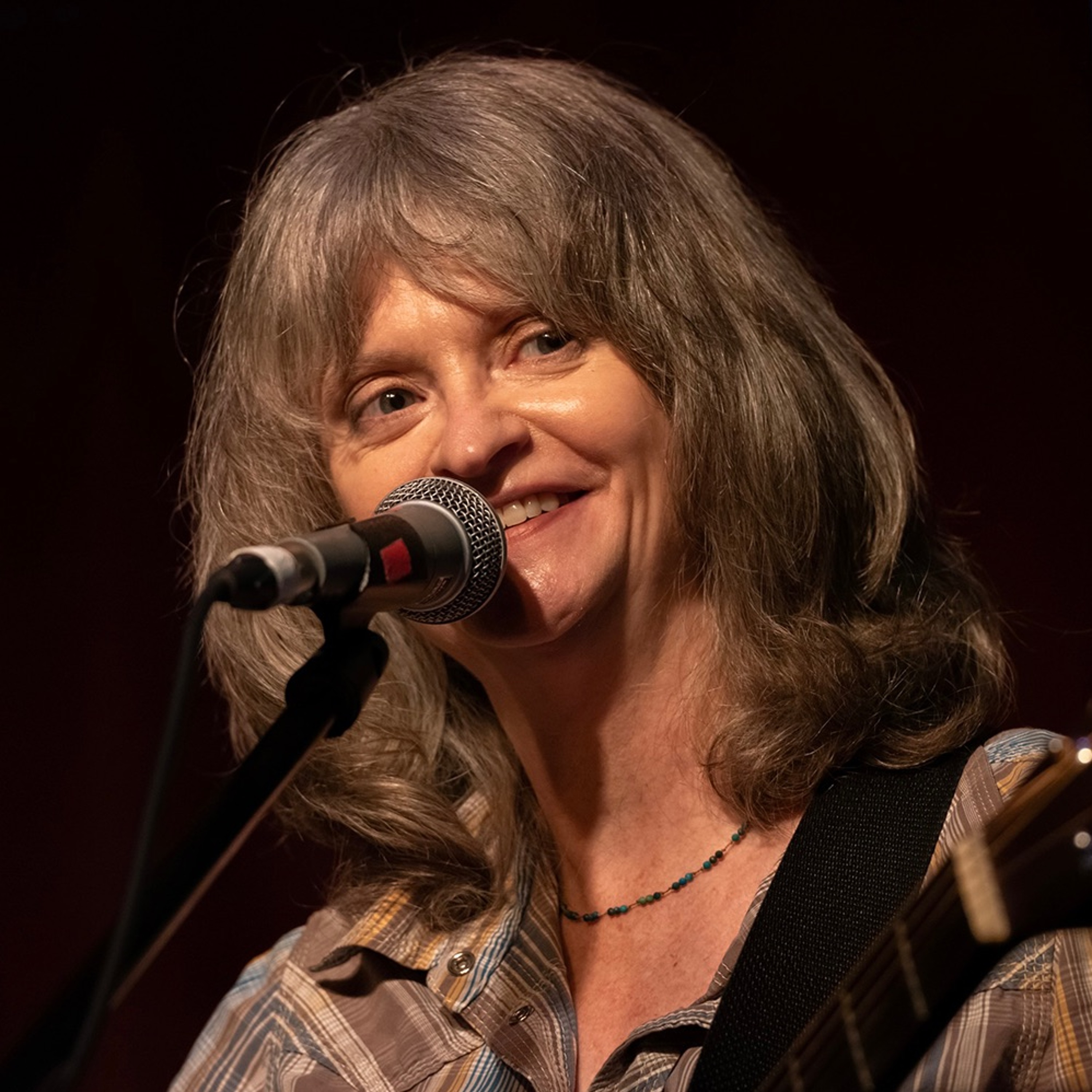 Folk Roots Radio... with Jan Hall
