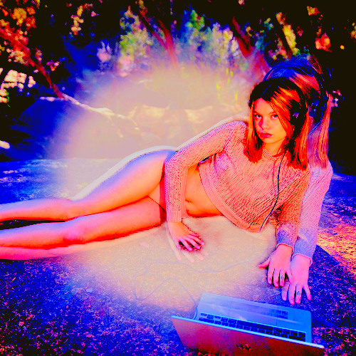 hyperpop, technno, girly mix