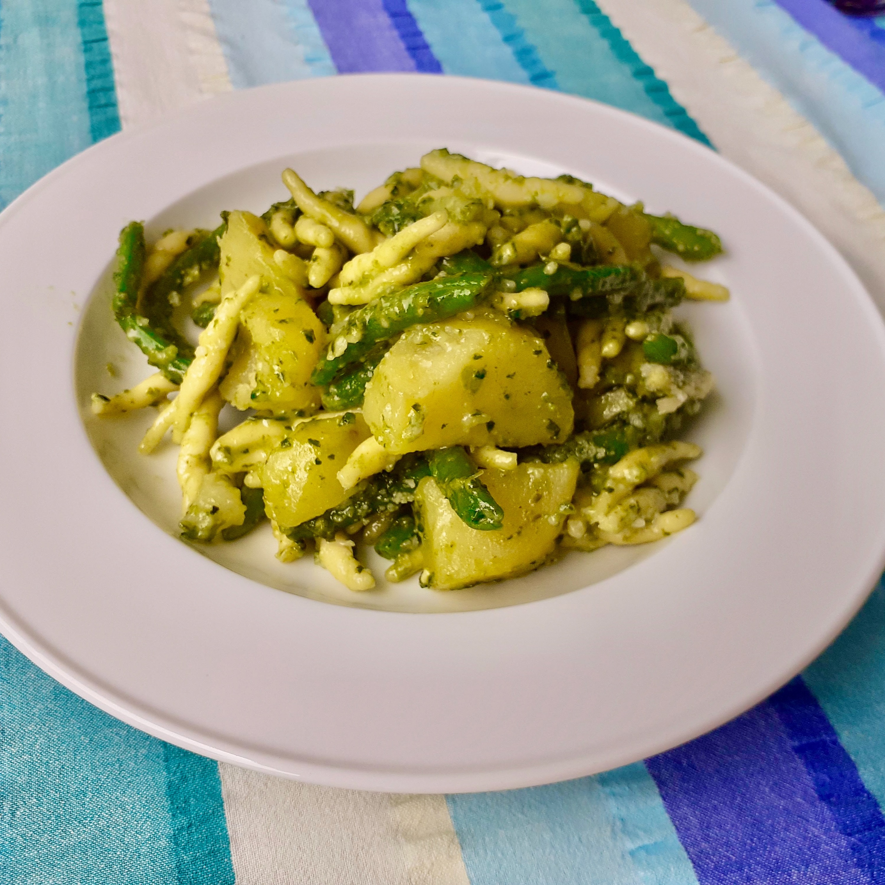 In Cucina 10 - Pesto alla genovese (1.7.2021)